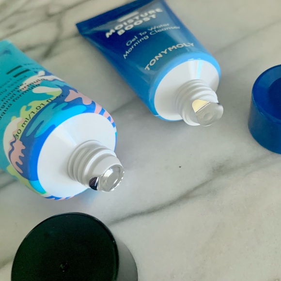 Skincare Sample Bundle - Picture 4 of 13